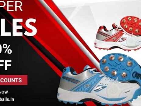 Cricket Shoes Online with 50% Off